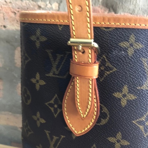 Auth Louis Vuitton Bucket PM - Picture 2 of 11